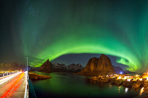 Northern lights, Hamnøy, Lofoten - credits: Alex Conu/Visitnorway.com