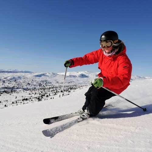Skifahrerin im winterlichen Skeikampen