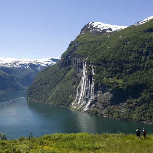 Wasserfälle im Geirangerfjord © Innovation Norway - Terje Rakke