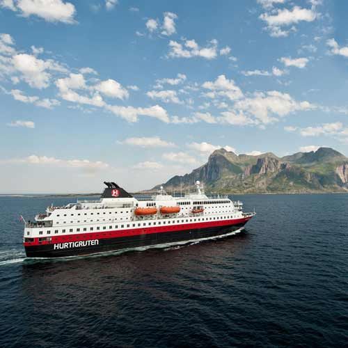 Hurtigruten-Vebjoern-Karlsen-MS_Richard_With