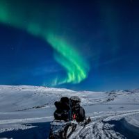 Schneemobil-Tour © Arctic Panorama Lodge