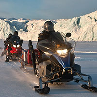 Schneemobilfahrt auf Spitzbergen